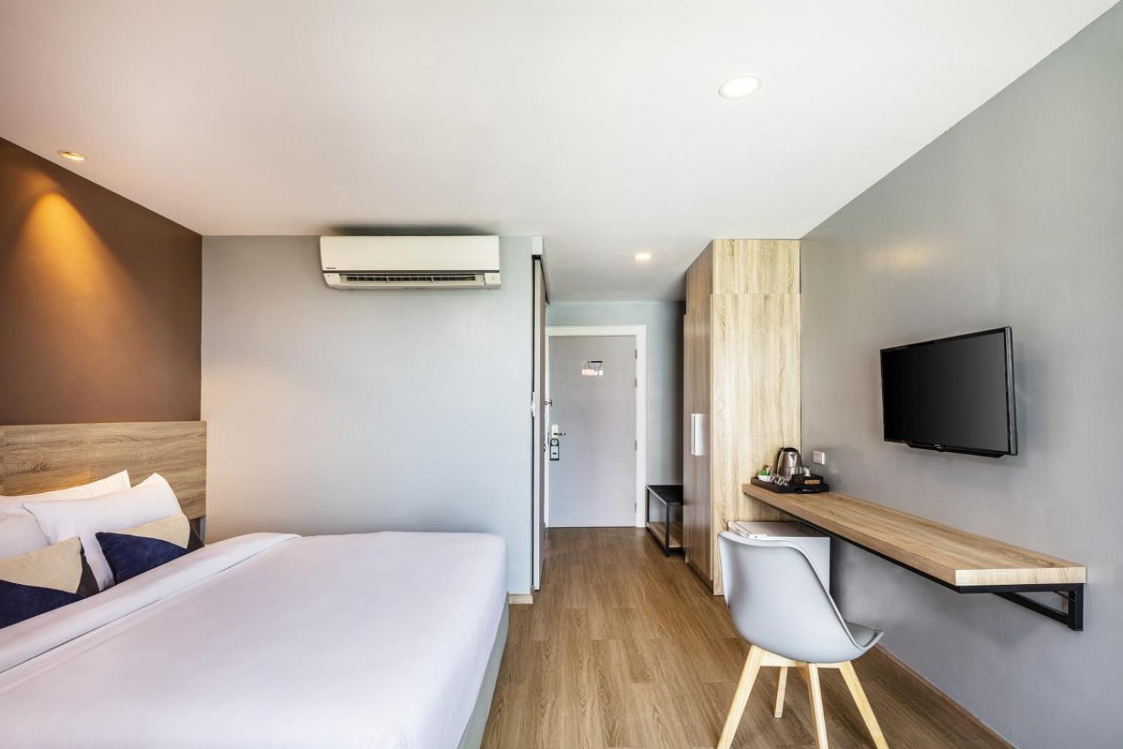 Standard King Room